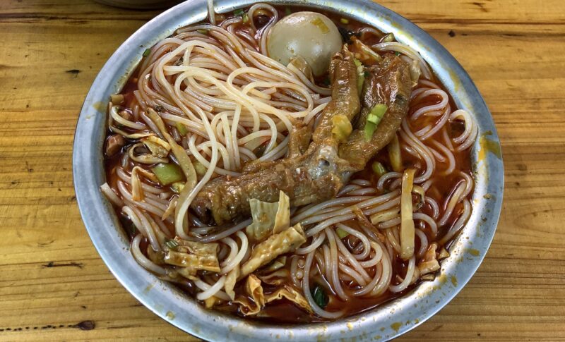 螺蛳粉（タニシのピリ辛麺）